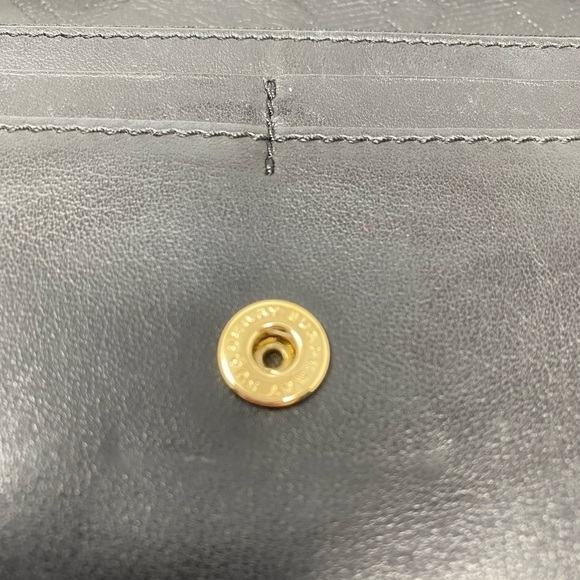 Black Leather Burberry Wallet - Picture 4 of 9